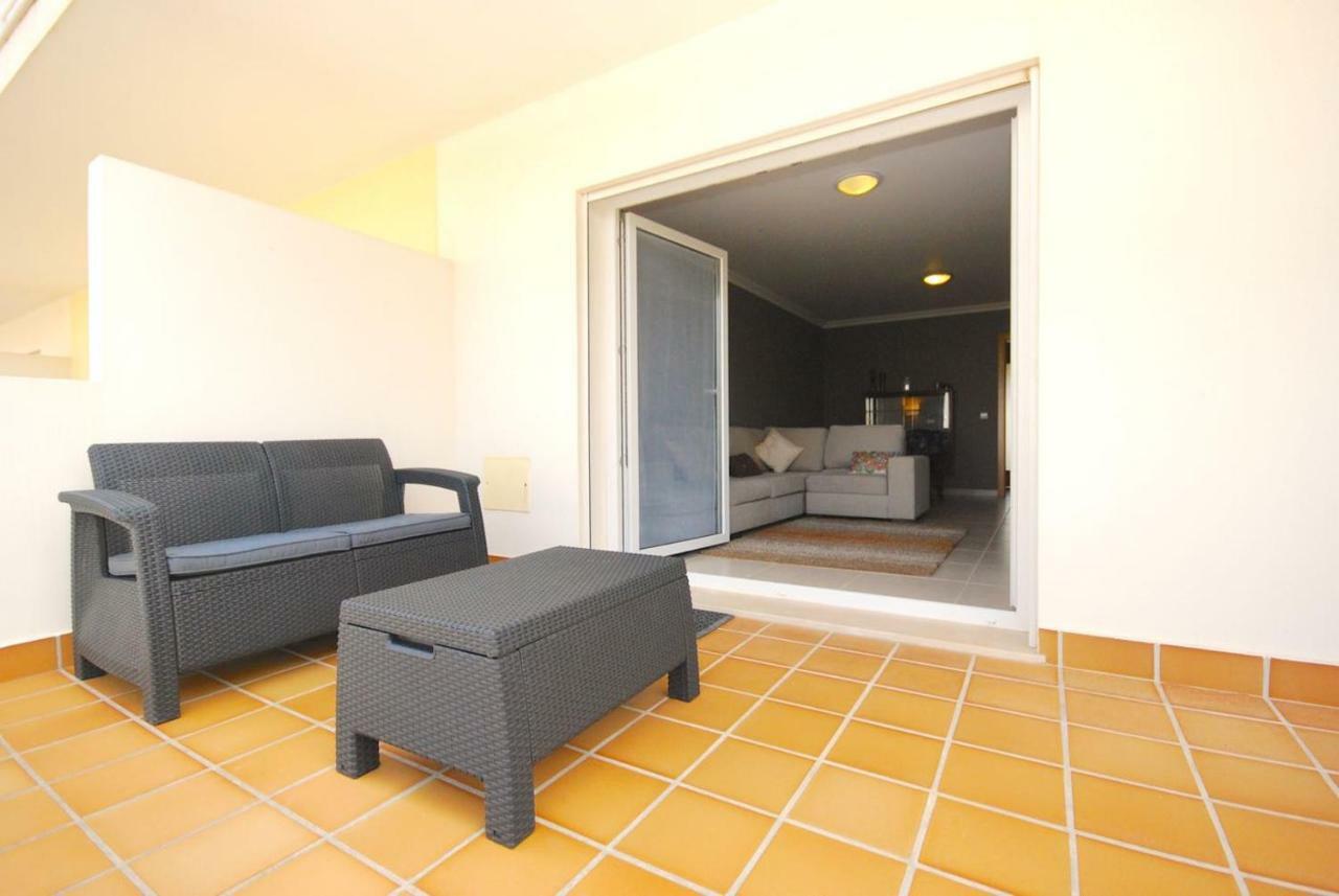 Marta Apartment - Balcony, Patio, Pool Ferrel  Luaran gambar